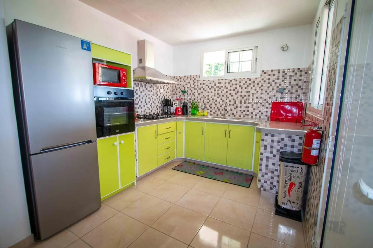 Bel Appartement T3 - Hauteurs De Sainte Marie