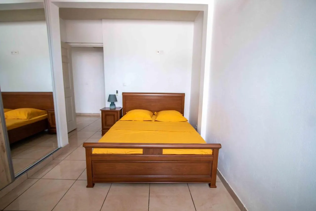 Bel Appartement T3 - Hauteurs De Sainte Marie 0*, Sainte-Marie